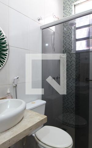 Casa à venda com 224m², 4 quartos e 3 vagasBanheiro Social