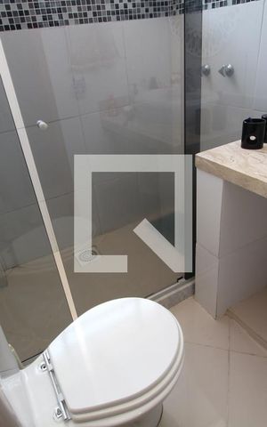 Casa à venda com 224m², 4 quartos e 3 vagasQuarto 2 - Banheiro da Suítev