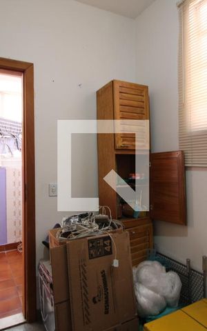 Casa à venda com 224m², 4 quartos e 3 vagasQuarto de Serviço