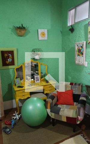 Casa à venda com 224m², 4 quartos e 3 vagasSala