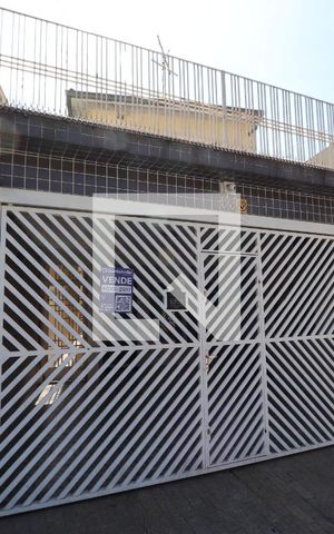 Casa à venda com 200m², 3 quartos e 2 vagasFachada