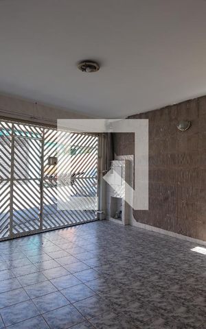 Casa à venda com 200m², 3 quartos e 2 vagasGaragem
