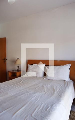 Casa à venda com 200m², 3 quartos e 2 vagasQuarto 1