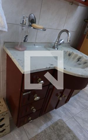 Casa à venda com 200m², 3 quartos e 2 vagasLavabo
