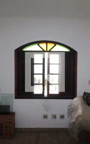 Casa para alugar com 260m², 5 quartos e 8 vagasEdícula - Quarto 2