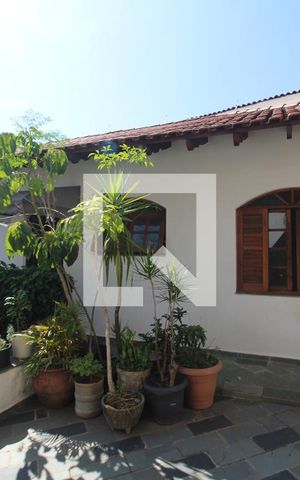 Casa para alugar com 260m², 5 quartos e 8 vagasQuintal
