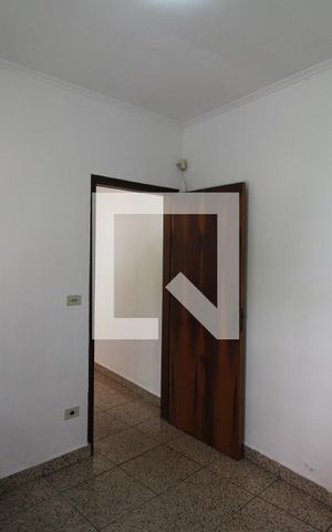 Casa para alugar com 260m², 5 quartos e 8 vagasEdícula - Quarto 2