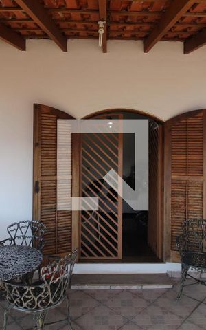 Casa para alugar com 260m², 5 quartos e 8 vagasQuarto 1 - Varanda
