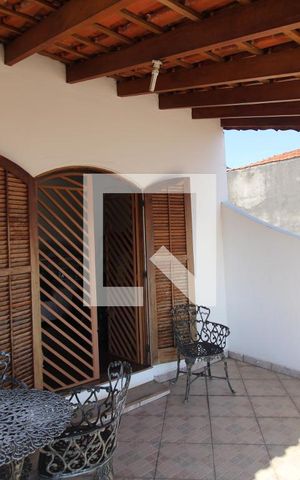 Casa para alugar com 260m², 5 quartos e 8 vagasQuarto 1 - Varanda