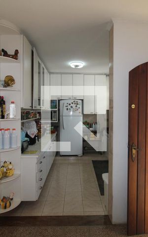 Casa para alugar com 260m², 5 quartos e 8 vagasCopa