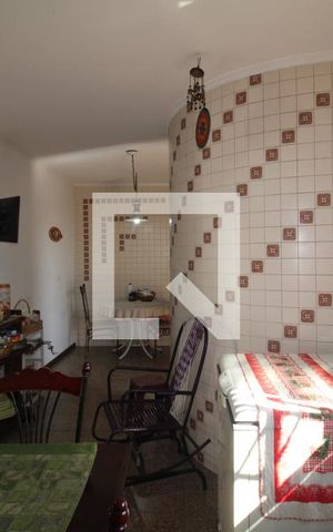 Casa para alugar com 260m², 5 quartos e 8 vagasCopa