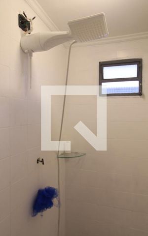 Casa à venda com 147m², 2 quartos e 3 vagasÁrea de Serviço - Banheiro