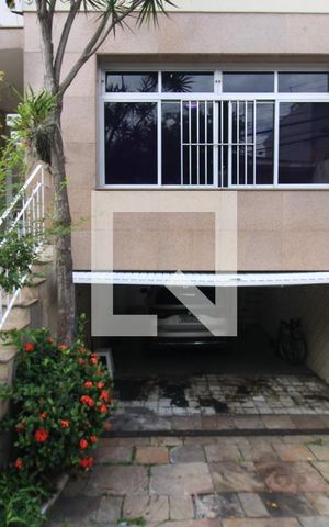 Casa à venda com 147m², 2 quartos e 3 vagasGaragem