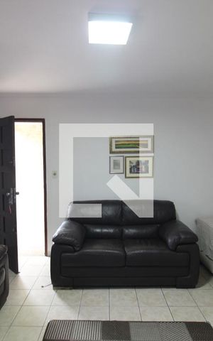 Casa à venda com 147m², 2 quartos e 3 vagasSala