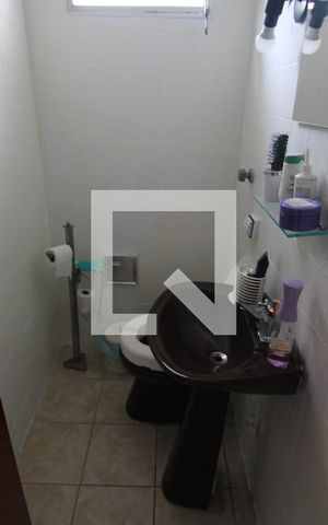 Casa à venda com 147m², 2 quartos e 3 vagasBanheiro 2
