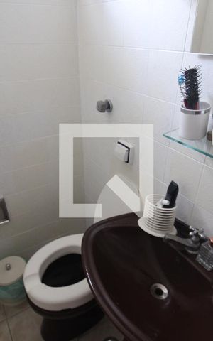 Casa à venda com 147m², 2 quartos e 3 vagasBanheiro 2