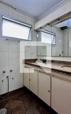 Apartamento à venda com 280m², 3 quartos e 3 vagasBanheiro Suíte