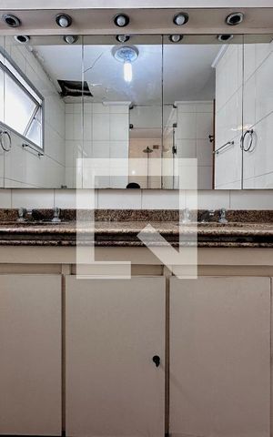 Apartamento à venda com 280m², 3 quartos e 3 vagasBanheiro Suíte