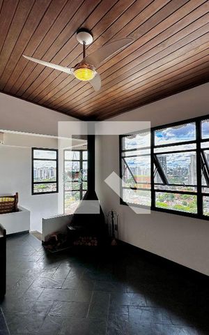 Apartamento à venda com 280m², 3 quartos e 3 vagasEscritório