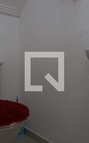 Casa de condomínio à venda com 101m², 2 quartos e 2 vagasBanheiro 3