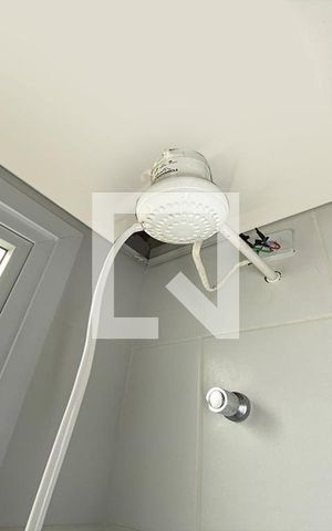 Apartamento para alugar com 63m², 2 quartos e sem vagaBanheiro