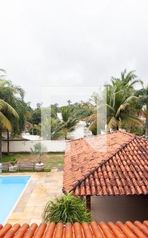 Casa à venda com 450m², 4 quartos e 4 vagas Casa à venda com 450m², 4 quartos e 4 vagasVista da Varanda da Sala