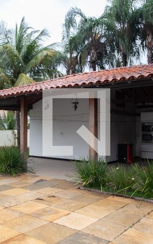 Casa à venda com 450m², 4 quartos e 4 vagas Casa à venda com 450m², 4 quartos e 4 vagasEspaço Gourmet