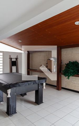 Casa à venda com 450m², 4 quartos e 4 vagas Casa à venda com 450m², 4 quartos e 4 vagasEspaço de Jogos