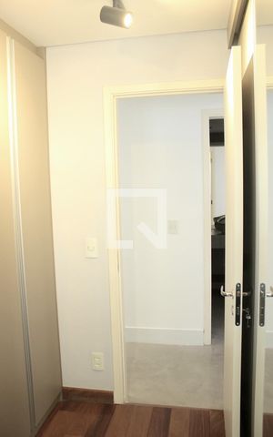Apartamento à venda com 68m², 2 quartos e 1 vagaQuarto