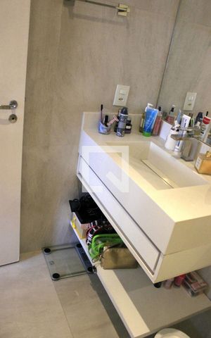 Apartamento à venda com 68m², 2 quartos e 1 vagaBanheiro da suíte