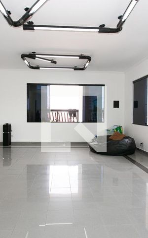 Casa para alugar com 85m², 1 quarto e sem vaga Casa para alugar com 85m², 1 quarto e sem vagaStudio
