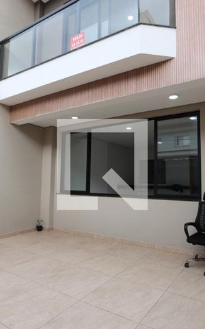 Casa à venda com 155m², 3 quartos e 2 vagasGaragem