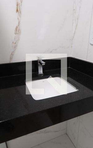 Casa à venda com 155m², 3 quartos e 2 vagasBanheiro da Suíte 