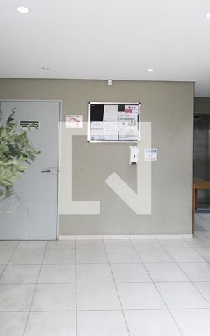 Apartamento à venda com 47m², 2 quartos e 1 vaga Apartamento à venda com 47m², 2 quartos e 1 vagaHall