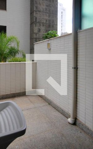 Apartamento à venda com 95m², 2 quartos e 2 vagasÁrea de Serviço
