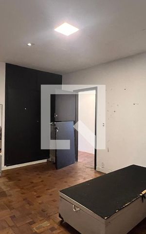 Casa à venda com 520m², 5 quartos e 6 vagas Casa à venda com 520m², 5 quartos e 6 vagasSuite