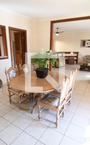 Casa à venda com 300m², 3 quartos e 3 vagasSala Jantar