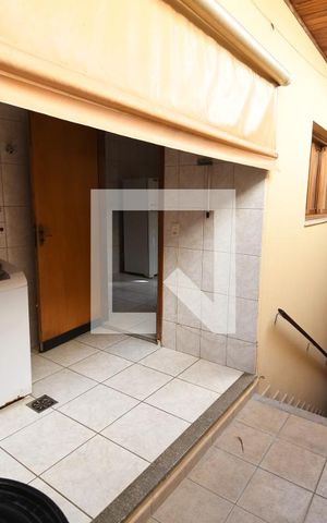 Casa à venda com 300m², 3 quartos e 3 vagasÁrea de Serviço