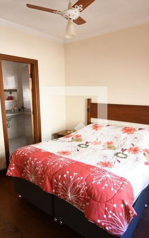 Casa à venda com 300m², 3 quartos e 3 vagasSuíte