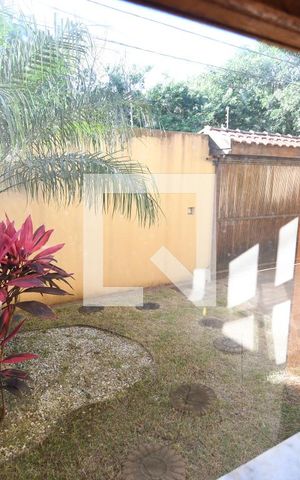 Casa à venda com 300m², 3 quartos e 3 vagasSala - Escritório Vista