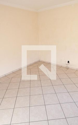 Casa à venda com 300m², 3 quartos e 3 vagasSala - Escritório