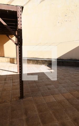Casa à venda com 300m², 3 quartos e 3 vagasSuíte - Vista