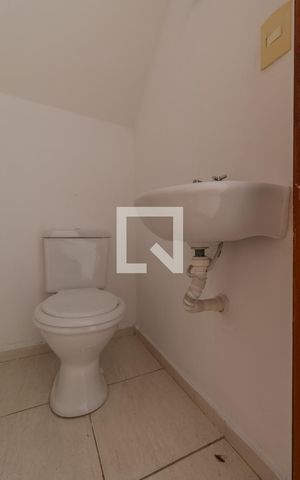 Casa de condomínio para alugar com 60m², 2 quartos e 1 vagaLavabo