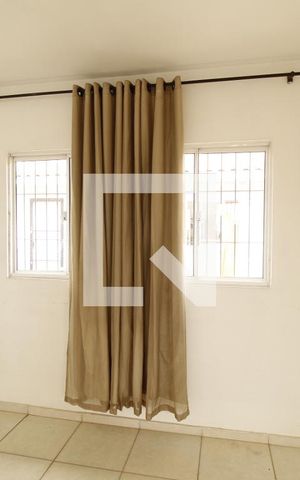 Apartamento para alugar com 42m², 2 quartos e 1 vagaSala