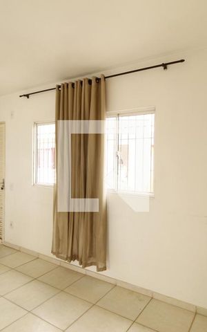 Apartamento para alugar com 42m², 2 quartos e 1 vagaSala