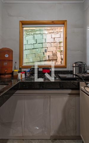 Casa à venda com 375m², 2 quartos e 2 vagas Casa à venda com 375m², 2 quartos e 2 vagasCozinha