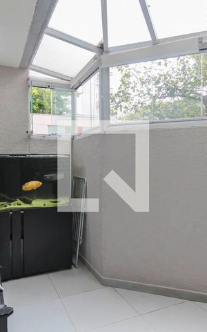 Apartamento à venda com 70m², 2 quartos e 1 vaga Apartamento à venda com 70m², 2 quartos e 1 vagaÁrea de Serviço