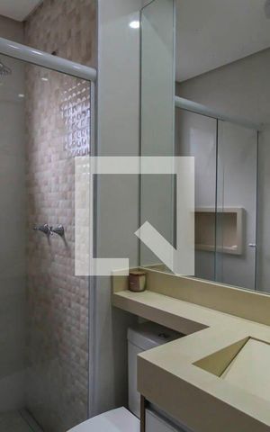 Apartamento à venda com 70m², 2 quartos e 1 vaga Apartamento à venda com 70m², 2 quartos e 1 vagaBanheiro