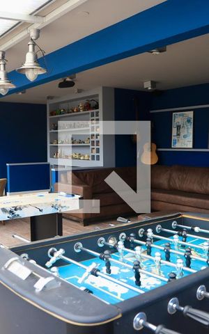 Casa para alugar com 450m², 3 quartos e 2 vagas Casa para alugar com 450m², 3 quartos e 2 vagasSalão de jogos