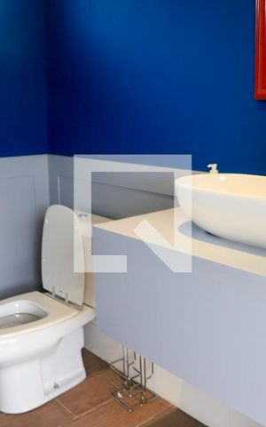 Casa para alugar com 450m², 3 quartos e 2 vagas Casa para alugar com 450m², 3 quartos e 2 vagasSalão de jogos (Lavabo)